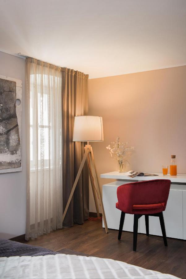 Boutique Rooms Mirabilis สกราดิน ภายนอก รูปภาพ