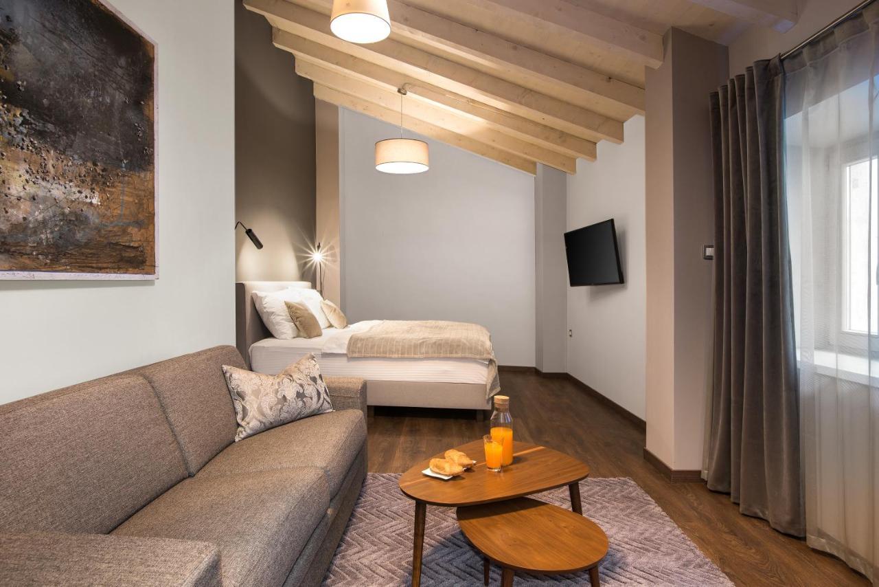 Boutique Rooms Mirabilis สกราดิน ภายนอก รูปภาพ